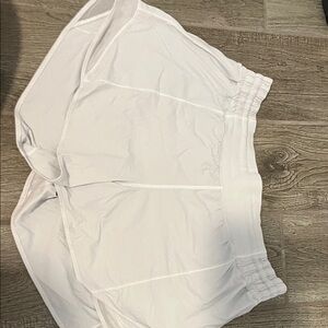 White Lulu Hotty Hot Short